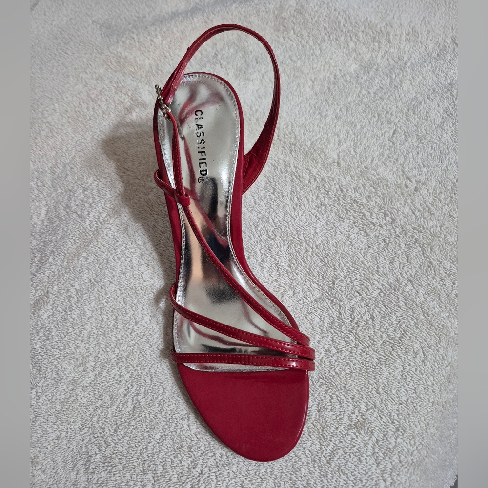 Classified Elegant Red Heels Size 7.5M - Picture 3 of 4